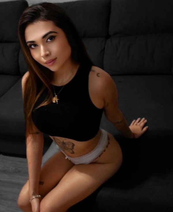 COLOMBIANA DE LUJO SUPER DIVERTIDA