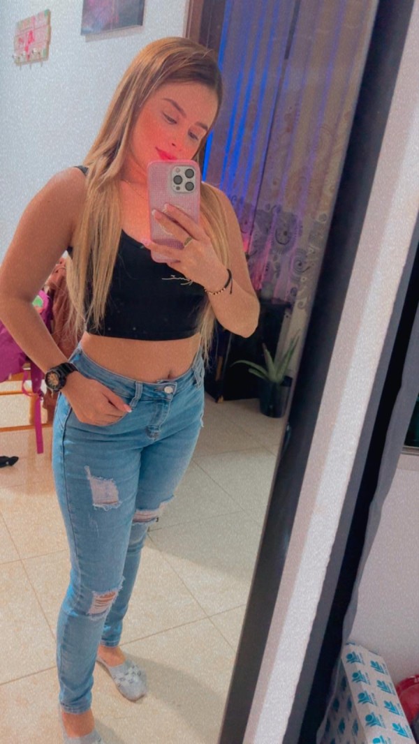 LUCIANA. NOVEDAD JOVENCITA TAMBIÉN ME DESPLAZO