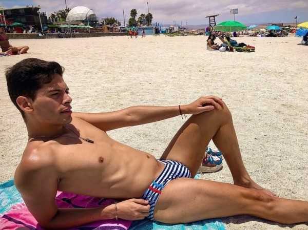 JOVENCITO TWINK VENEZOLANO ATRACTIVO SEXY FIESTERO