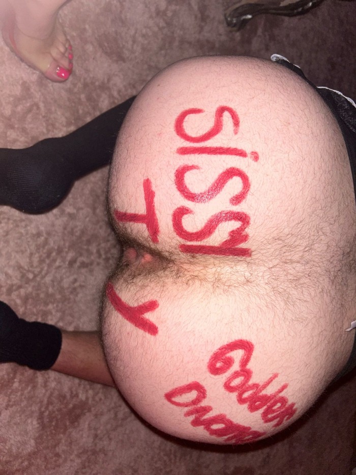 Quiero esclavos a mis Pies