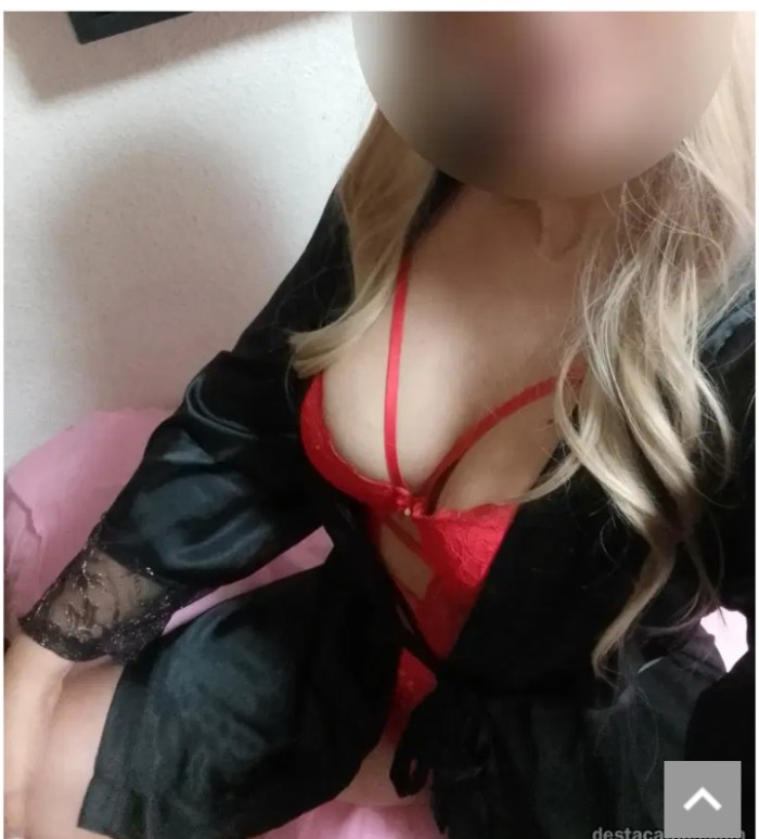 VEN A DISFRUTAR DE UNA LATINA CARIÑOSA