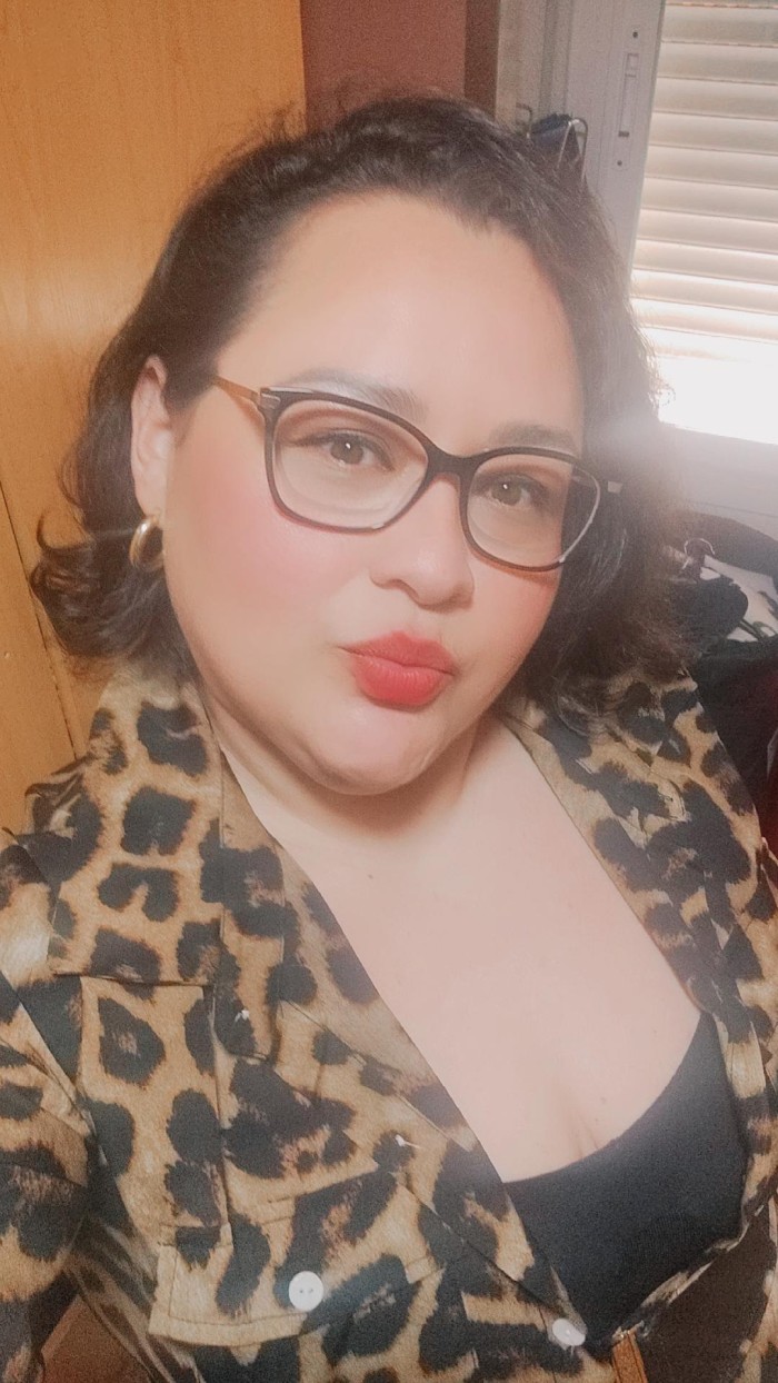 Gordita y madurita