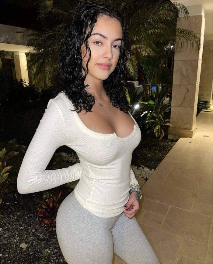 Sara primera ves en MARBELLA CENTRO