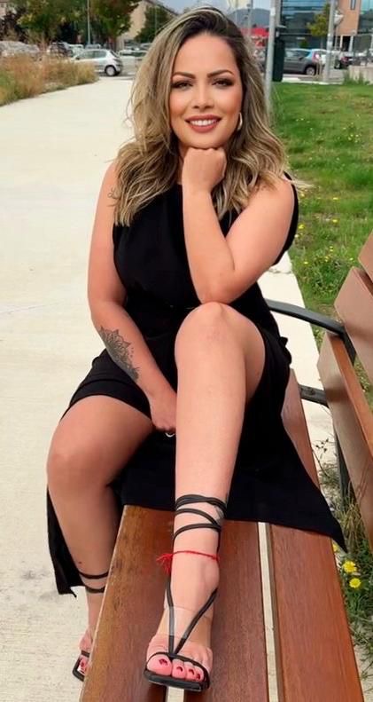 NOVEDAD! LINDA RUBIA OFERTAS ZONA GRAN VIA CHUECA