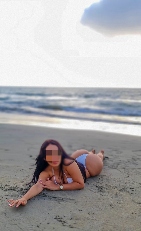 Sexy latina colombiana chica fiestera