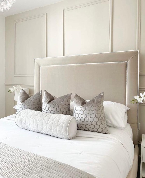 CENTRO – www.riclaescorts.com