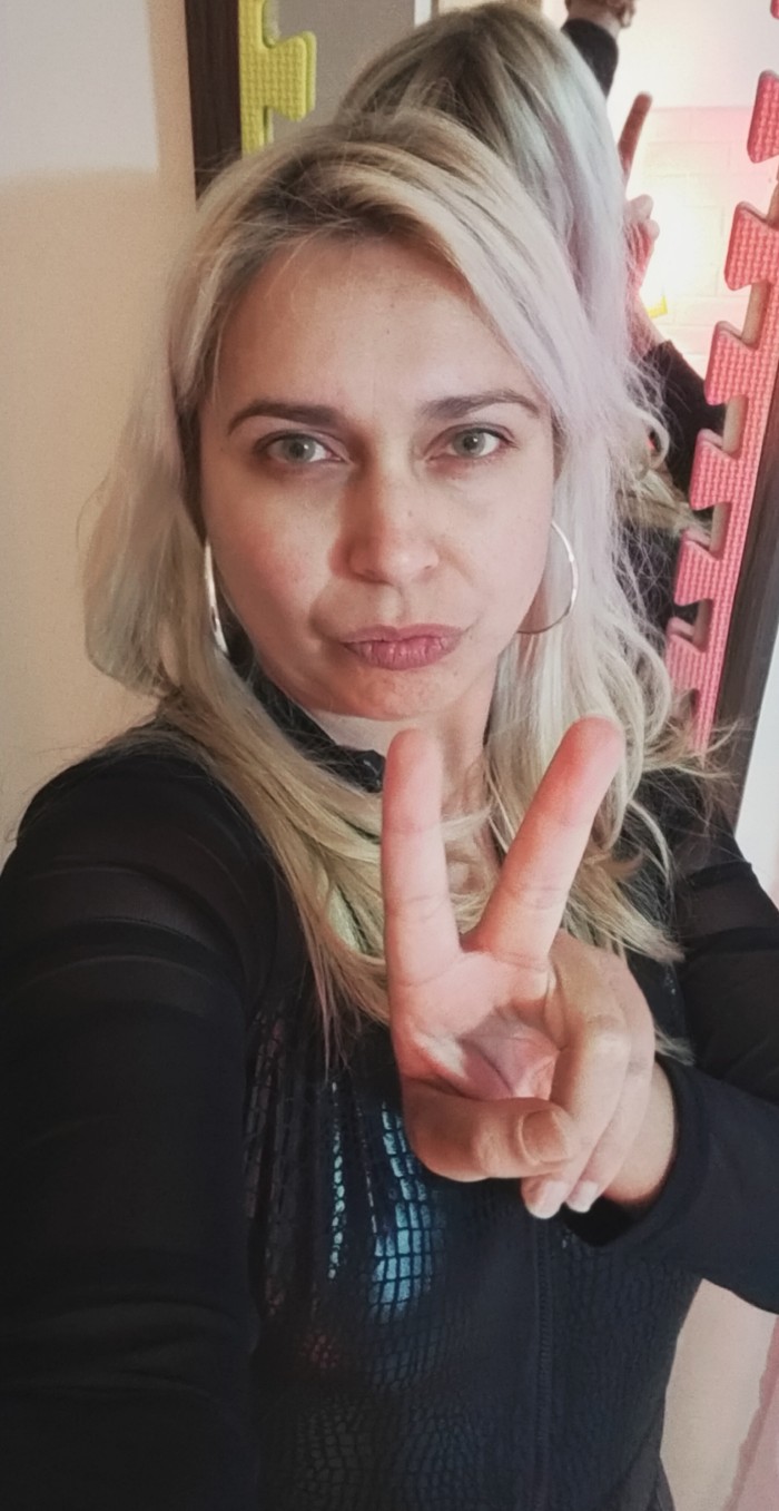 Si buscas tía buena y guapa…. Contacta conmigo