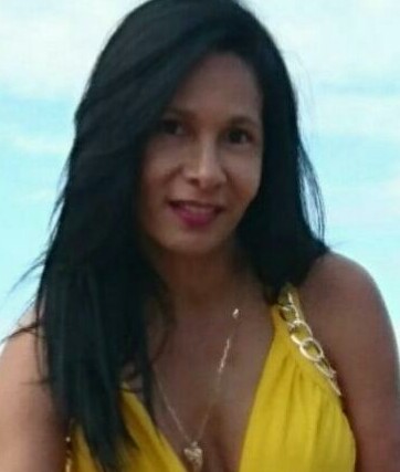 EVAGLAMOUR, ELEGANTE, DISCRETA CON CLASE.