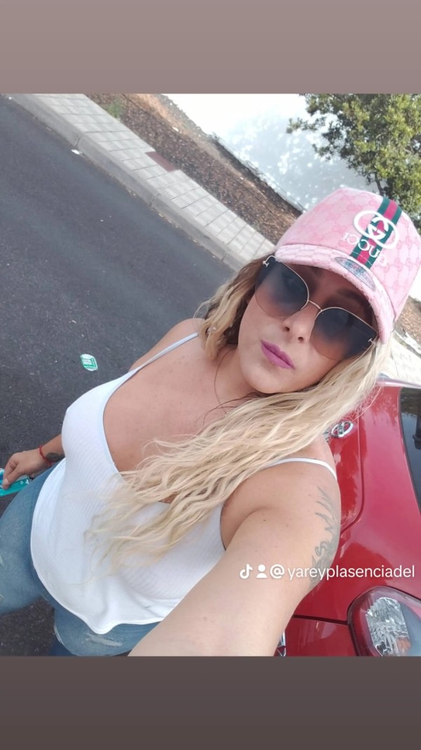 Recién llegada a Tenerife Española Laura