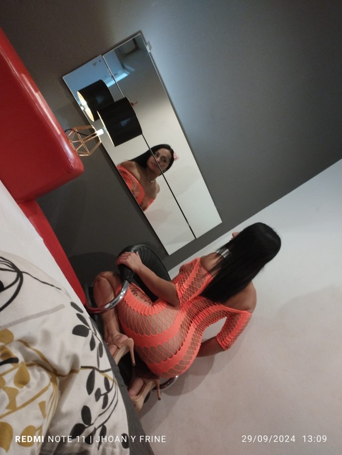 TE ENCANTARA MI LENGUITA JUGUETONA