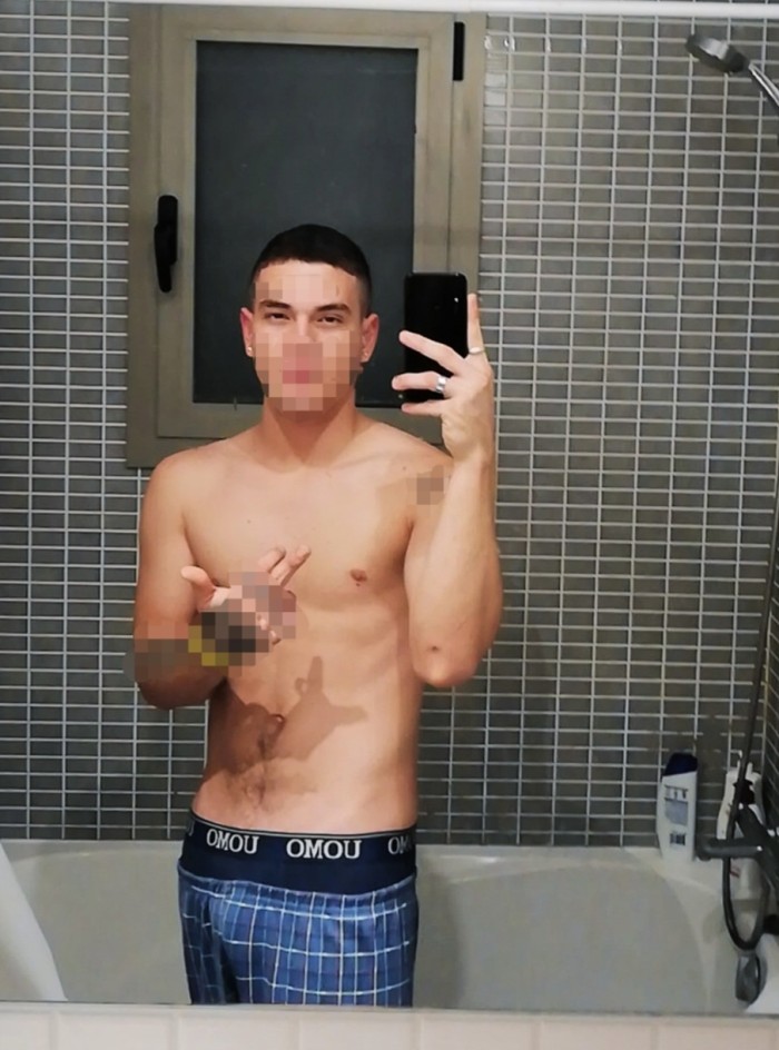 Colombiano de 23 años,653896797, solo chicas.