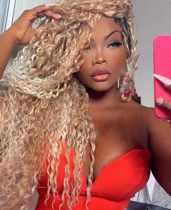 La encantadora Salomé morenaza de lujo