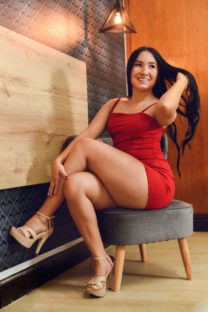 ENCANTADORA BOMBA DE SEXO PARA TI AMOR (VÍA JULIA)