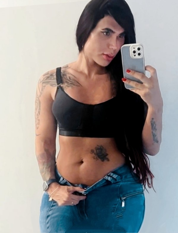 Claudia morenaza cuerpazo exotica latina VICIOSA