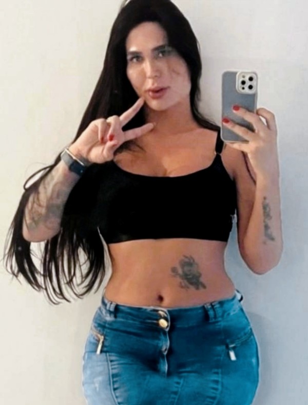 Claudia morenaza cuerpazo exotica latina VICIOSA