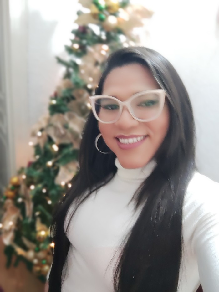 Morena latina en BCN disponible ya sexo y placer