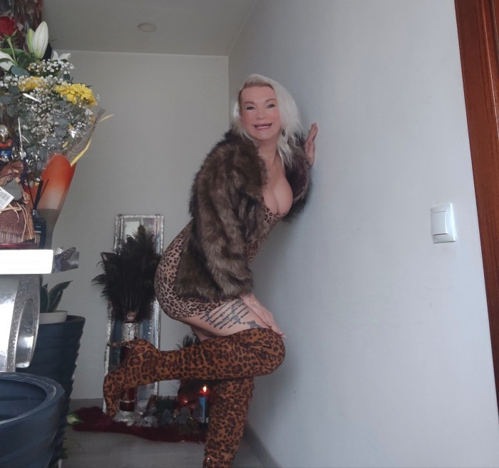 Turati top única y exclusiva tú ama semental climatizado