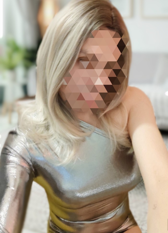 Chica CD Pas con sitio en Madrid centro