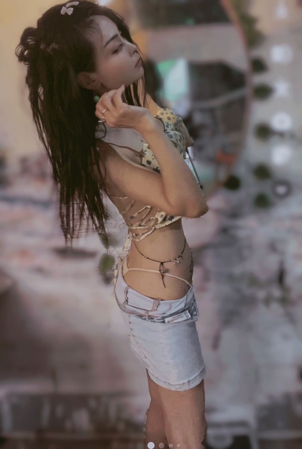 5 chicas recién llegadas asiáticas perfectas