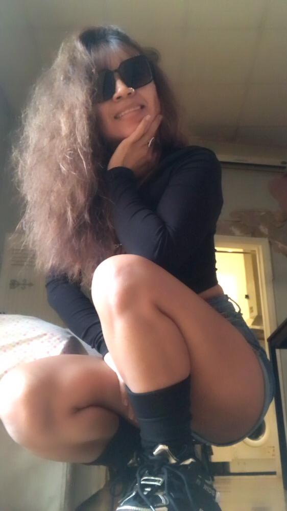 Sexy Modelo Latina divertida y traviesa   COLLBLANC