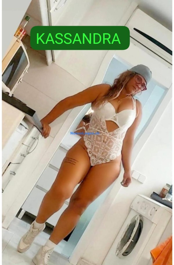 MADURA EXÓTICA CARIBEÑA FIESTERA EN FUENLABRADA