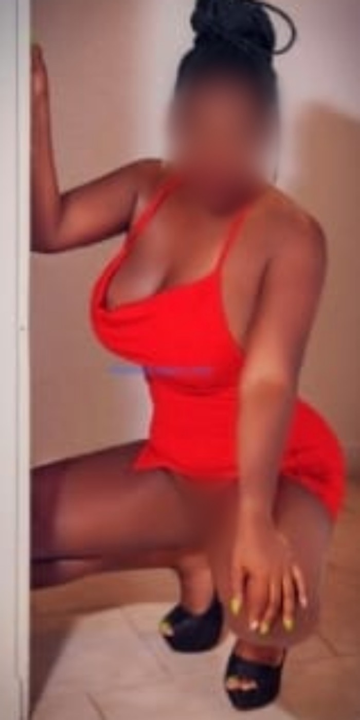 25 AÑOS JOVEN MULTA EXUBERANTE LLENA DE AMOR