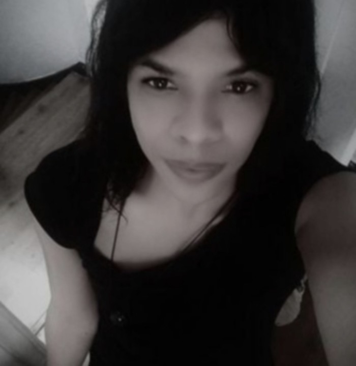 Siempre cachonda masajes . Discreta