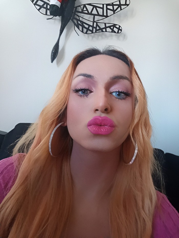 Trans libanesa pasiva