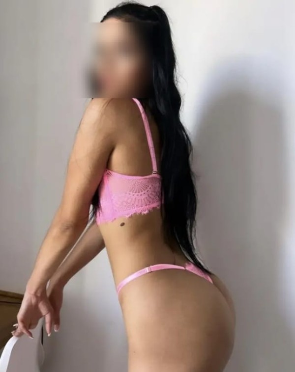 RUBIA MORENA TRIO MASAJE 4 MANOS GRIEGO CORRER BOCA CRISTIANOS SEXO LA PEPA