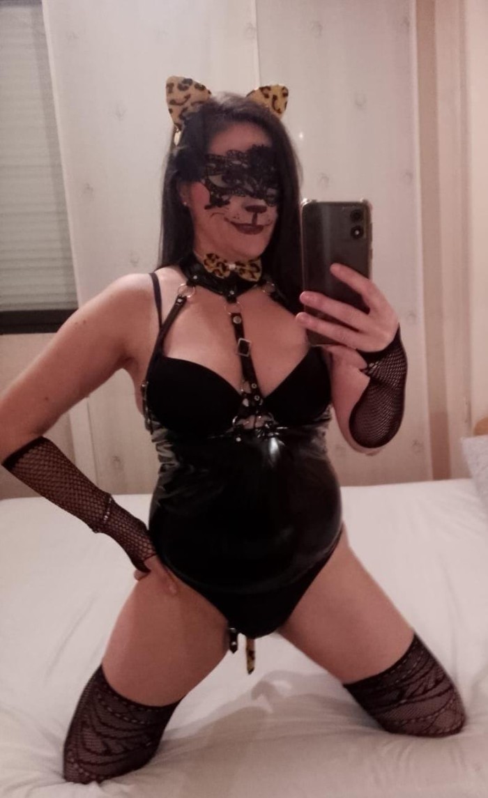 ESPAÑOLA. VEN APAGAR MI FUEGO FIESTERA, SEXUAL, SENSUAL, VICIOSA Y CAÑERA