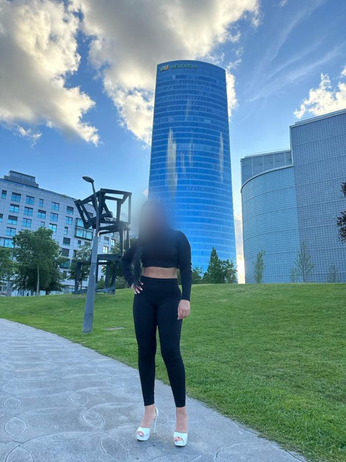Carolina, guapa joven novedad en Bilbao