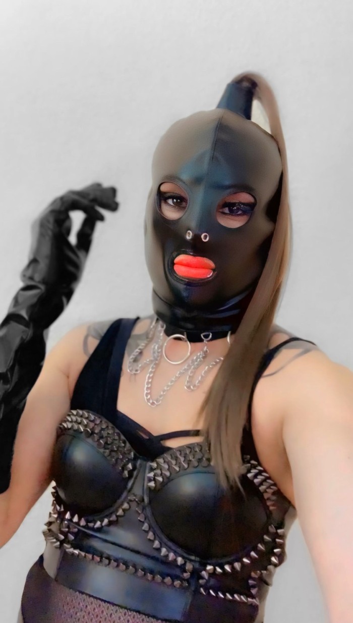 Teresa en GRAN VÍA CENTRO “no limits 24/7 AMA CD BIG TOP RESISTENTE