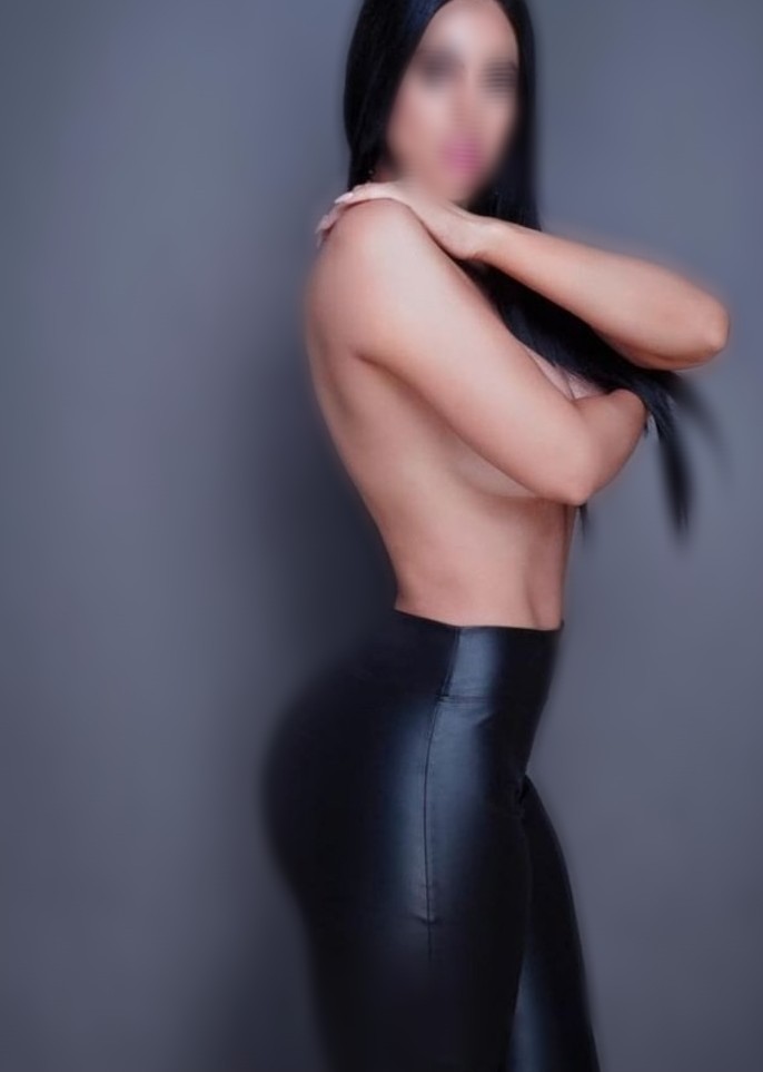 DESPLAZAMIENTOS HOTELES DOMICLIOS JOVENCITAS FIEST