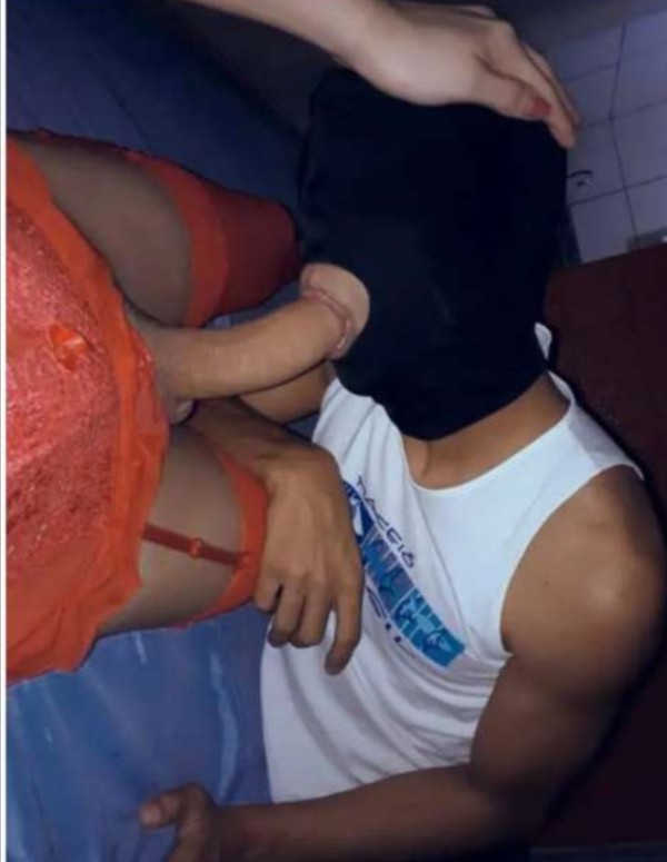 Camila UNA VERDADERA MUJER CON POLLA