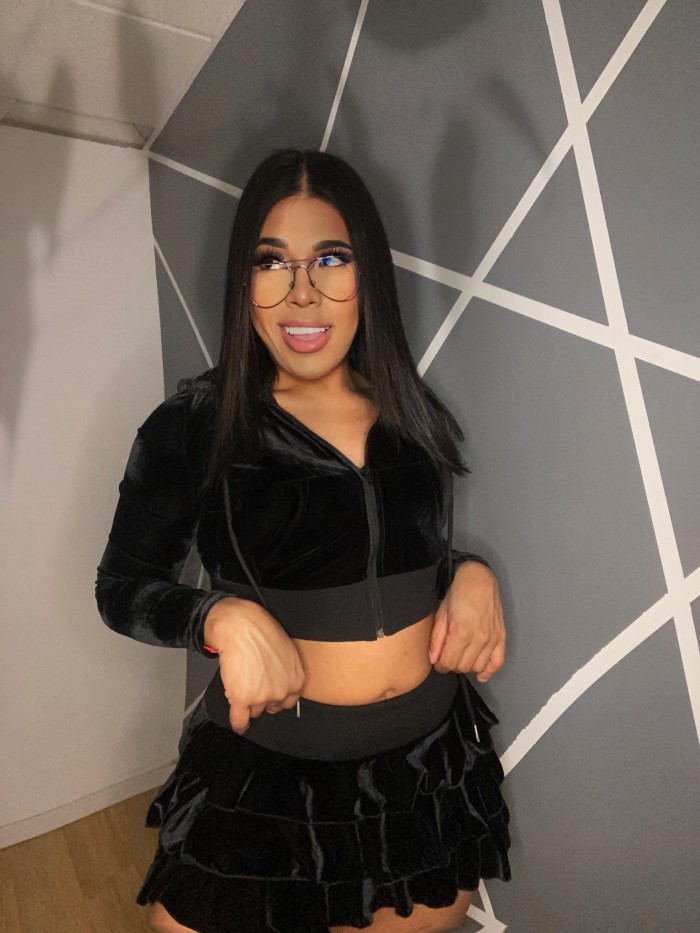 NENA TRANS FEMININA VERSATIL CON GANAS DE CAÑA Y F