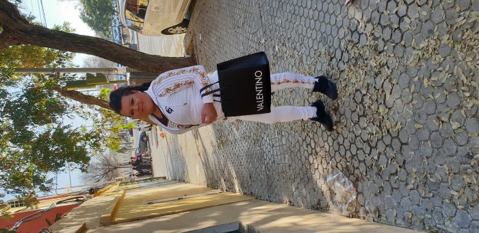 Valeria transexual hago salida veinticuatro horas