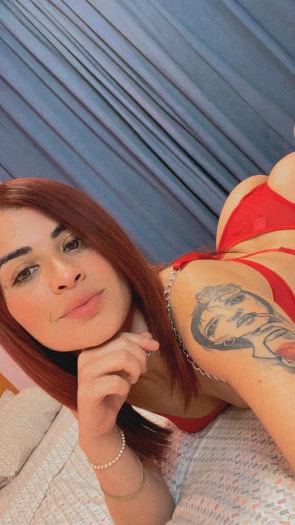 CALLE NAVAS, BONITA VENEZOLANA Y SEGURA DE SI MISMA