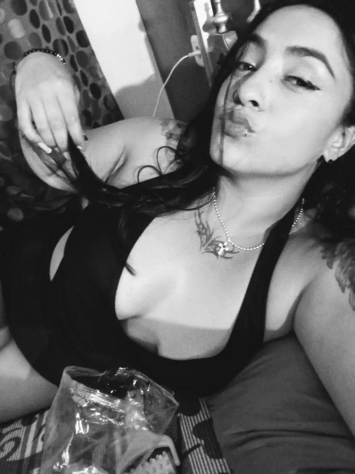 AMIGUITAS DISPUESTAS A COMPLACERTE