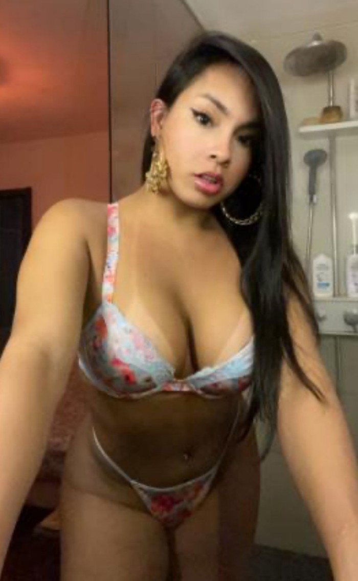 Mis amores nueva por tú ciudad solo por pocos días super femenina