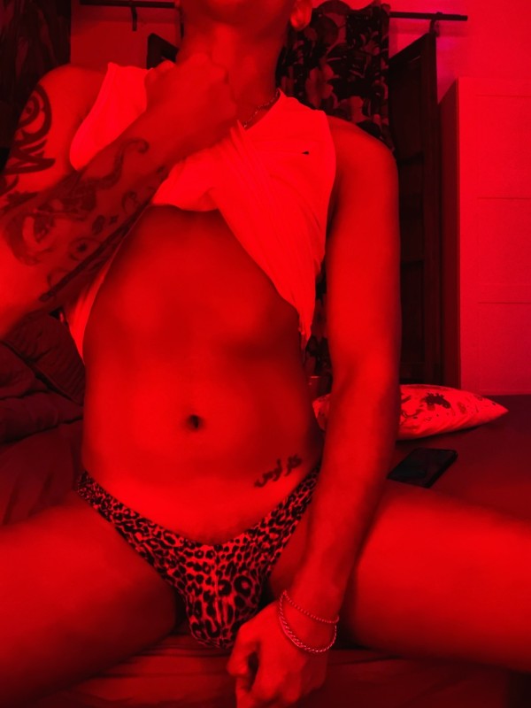 ¡¡¡atención!!! Ven y date un gusto con un bombón latino