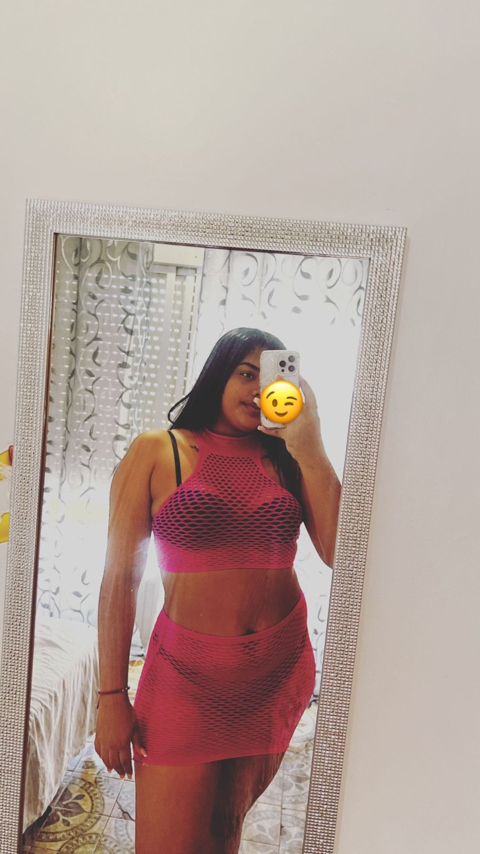 JOVENCITA PERVERTIDA DISPUESTA A CUMPLIR TODAS TUS