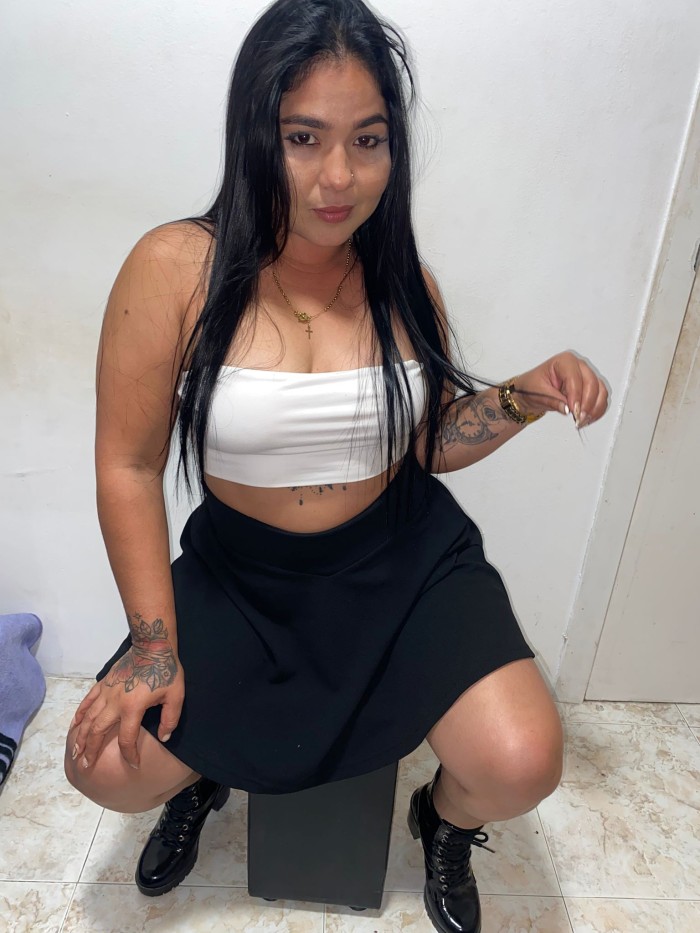 Linda venezolana Novata