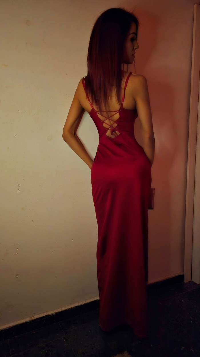 TOP TRANS SUPER DIOSA. SERÉ TU COMPLICE Y MAYOR TE
