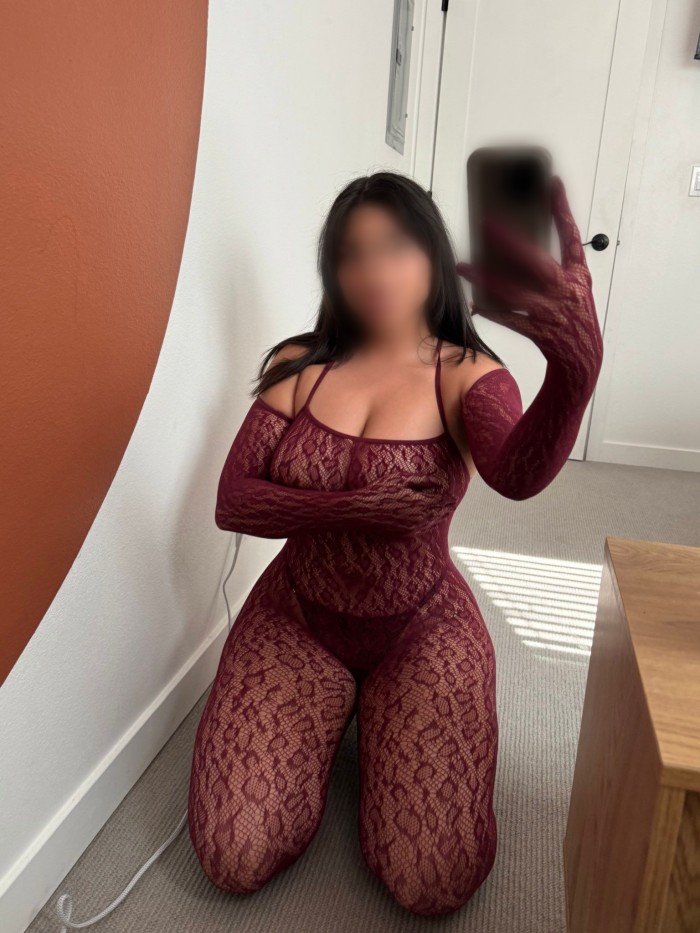 NUEVA FIESTAS LARGA SEXO MASSAGE SALIDAS 24HS INDE