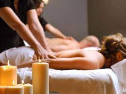 masaje para parejas ( pareja de masajistas)