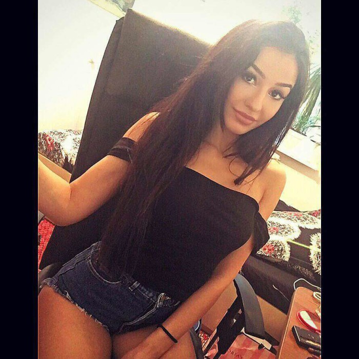 Soy una chica  muy cariñosa