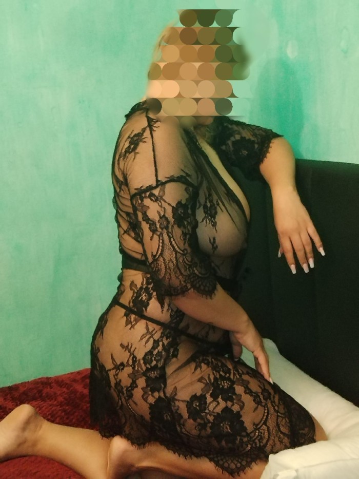 Ya estoy en tu ciudad ven a divertirte conmigo