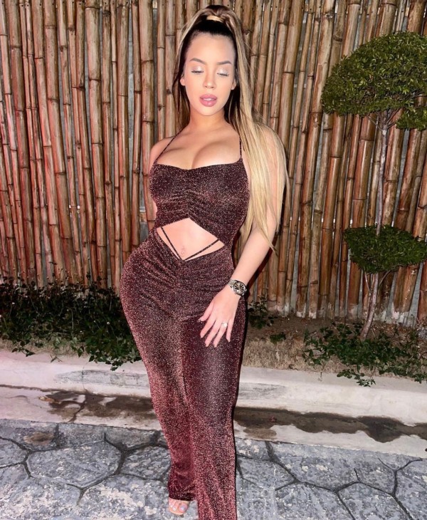 Hermosa y fascinante acompañante !!!!