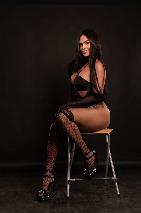 Niña linda DE MADRiD AL cielo