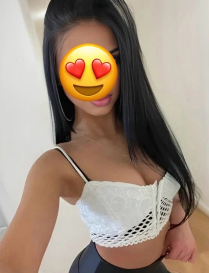 LATINA ARDIENTE